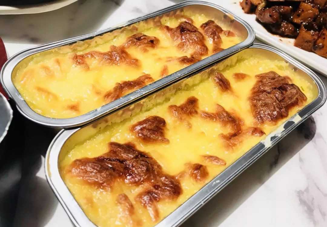 拒絕手工焦慮，呂工機(jī)械助您搶占“芝士焗榴蓮”千億藍(lán)海市場(chǎng)