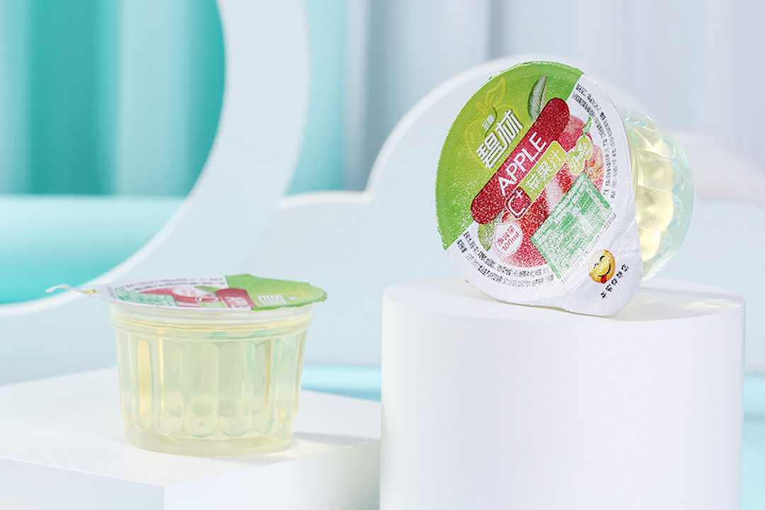 呂工機(jī)械全自動(dòng)杯裝飲用水灌裝封口機(jī)，定制您的高端包裝未來