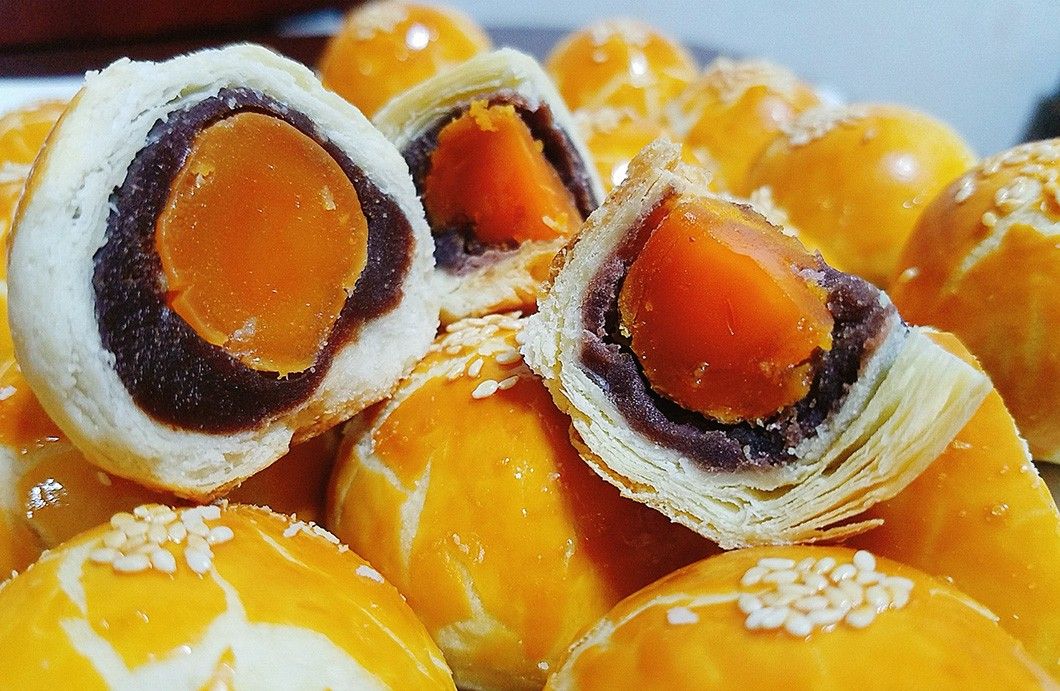 1767591685496606.jpg 蛋黃酥02.jpg